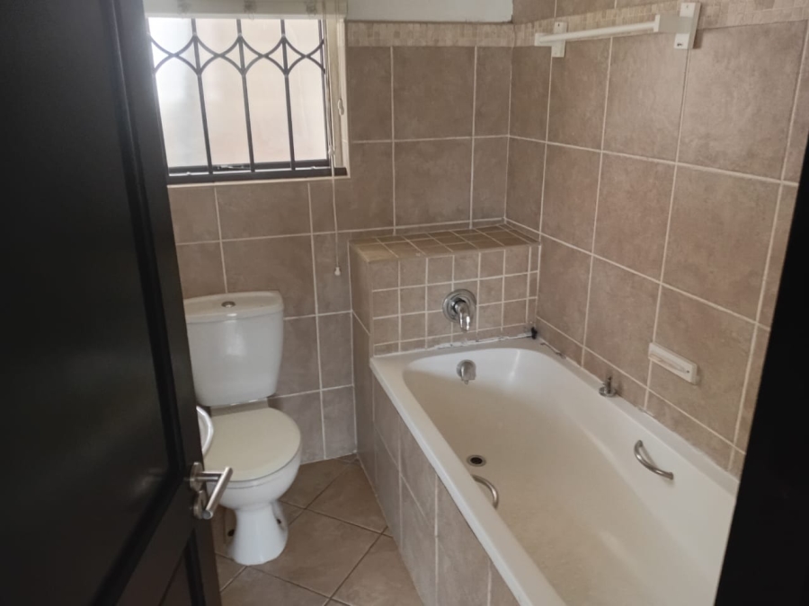 1 Bedroom Property for Sale in Braelyn Eastern Cape